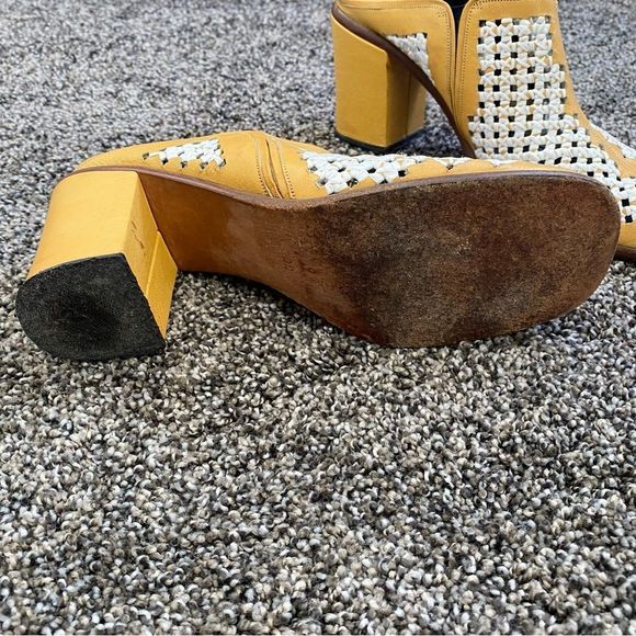 Famolare Elle Moda Yellow open weave design leather shoes Size 9 - Picture 8 of 11